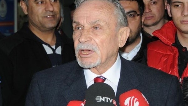 Galatasaray Yönetimi İstifa Edecek Mi?