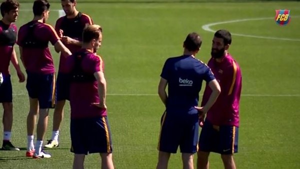 Barcelona, Valencia maçına hazır