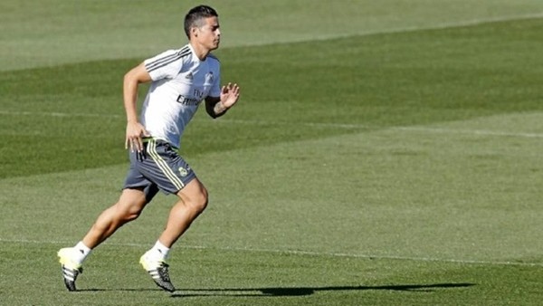 James Rodriguez'den muhteşem vole golü