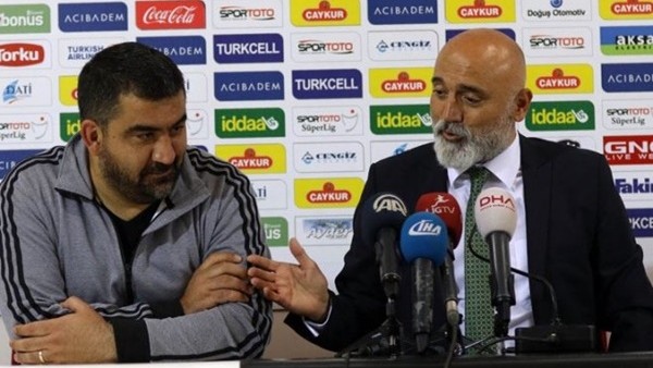 Ümit Özat Ve Hikmet Karaman'ın Basın Toplantısı