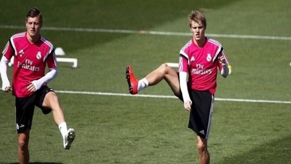 Ronaldo'nun veliahtı büyüledi