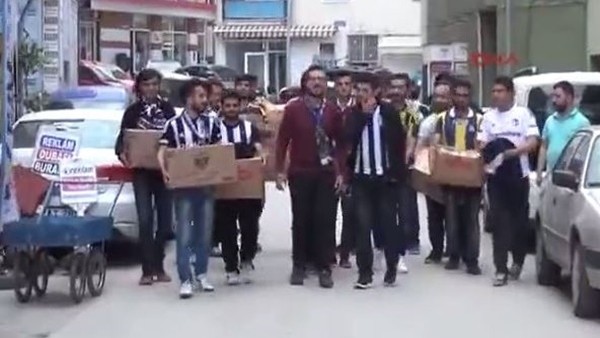 Beşiktaş ve Fenerbahçe taraftalarından anlamla proje