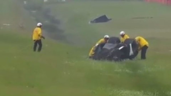 Saatte 350 km hızla feci kaza!