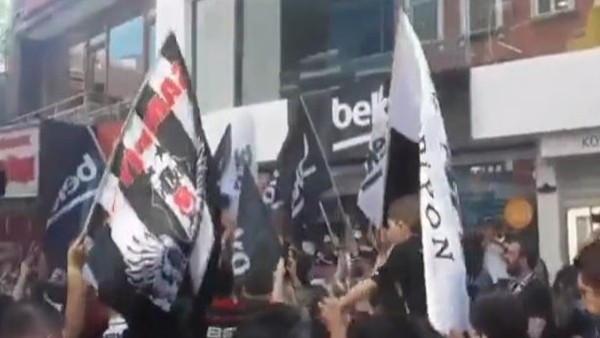 Beşiktaş Bando takımı taraftarları coşturdu