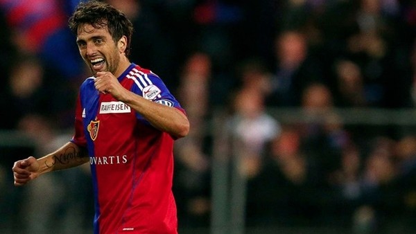 Eski Beşiktaşlı Delgado'dan harika frikik golü