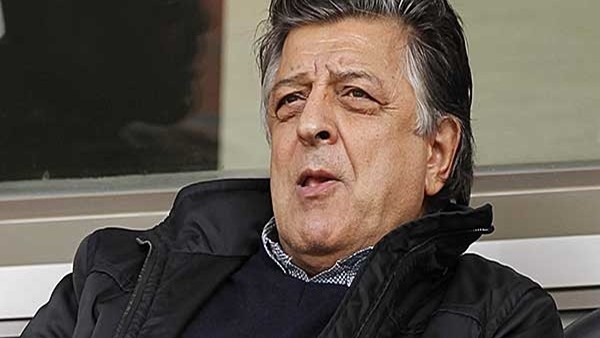 Yılmaz Vural kendinden geçti