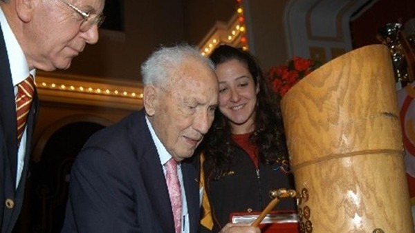 Galatasaray'ın en yaşlı ve en genç üyesi Ali Tanrıyar