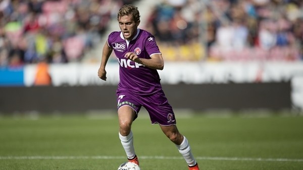 Jakob Poulsen'den harika 2 frikik golü