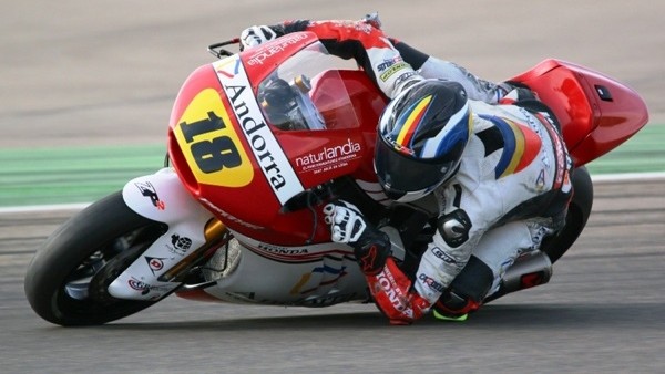 Motosiklet yarışında korkunç anlar