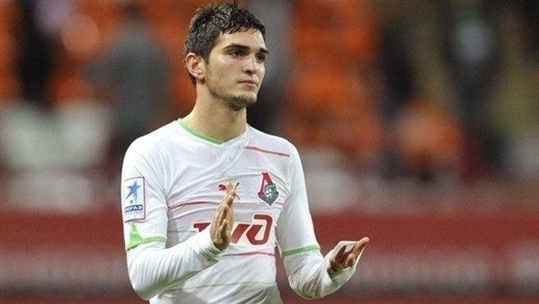 Açılan topa nefis vurdu