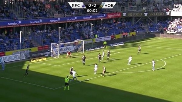 İlk golünü nefis attı