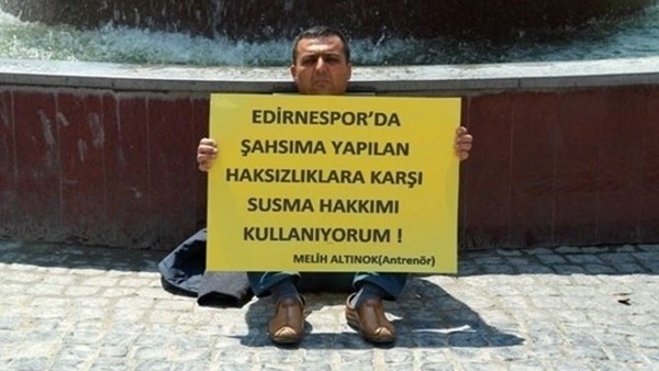 3 aylık maaşını alamayan antrenör eylem yaptı