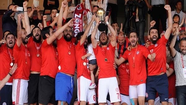 Zonguldakspor 2. Lig'e yükseldi