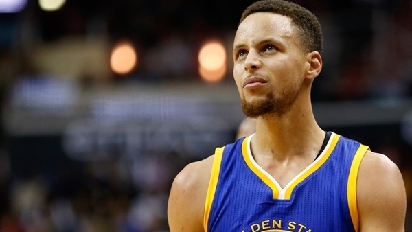 Stephen Curry'nin muhteşem performansı