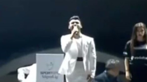 Emre Kaya rezil oldu