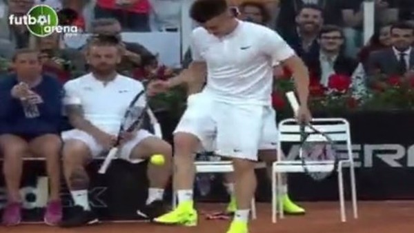 El Shaarawy tenis topuyla harikalar yarattı