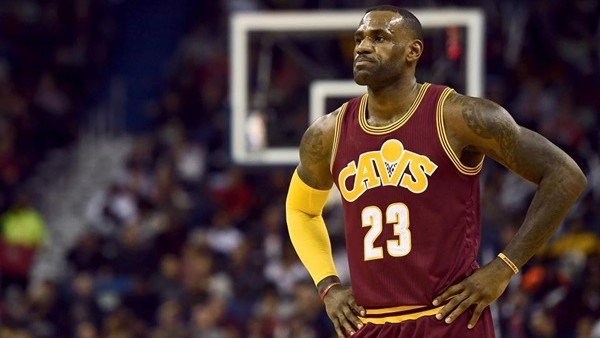 Nba'de Gecenin smacı Lebron James'ten!