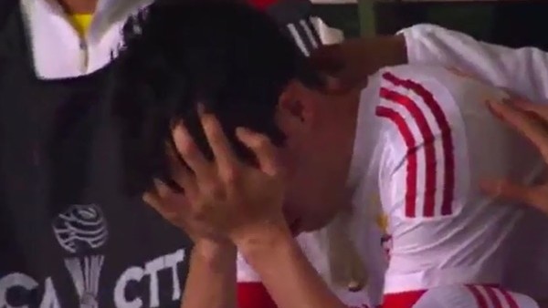 Nicolas Gaitan gözyaşlarına hakim olamadı