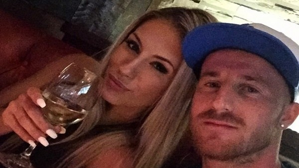 Stoch ve sevgilisinin keyfi yerinde