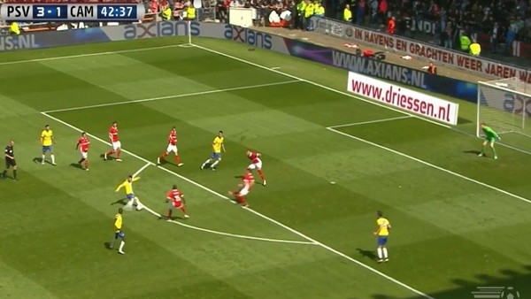 Düşerken nefis gol atmak