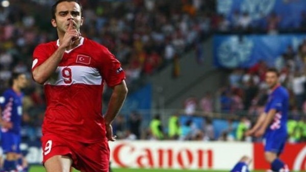 Semih Şentürk'ün Hırvatistan'a attığı efsane gol