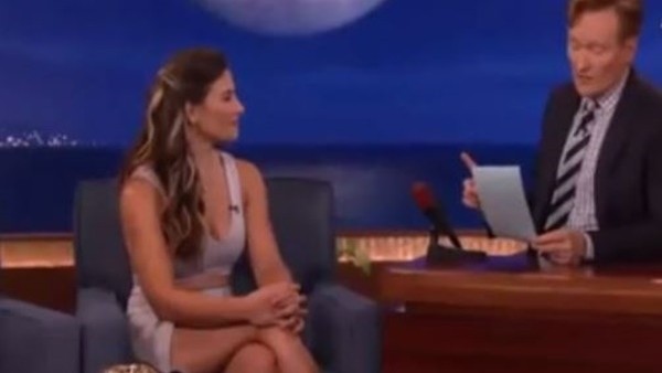 Dövüşçü şov programına katıldı