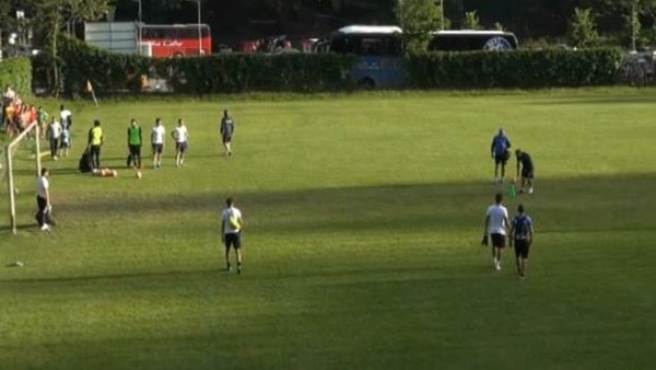 Hagi'nin idmanda attığı muhteşem gol