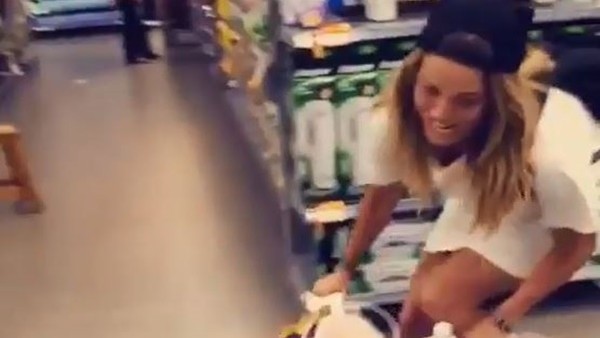 Aly Eckmann çocukluğuna döndü!