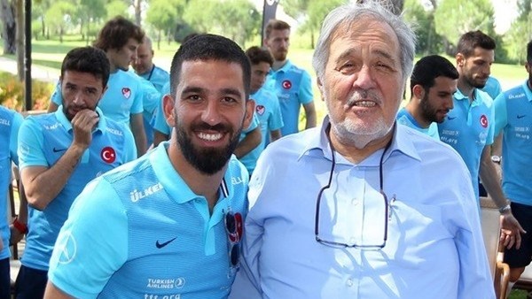 İlber Ortaylı'nın millileri güldüren anısı