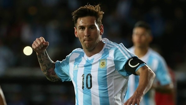 Messi'den Panama'ya hat-trick!
