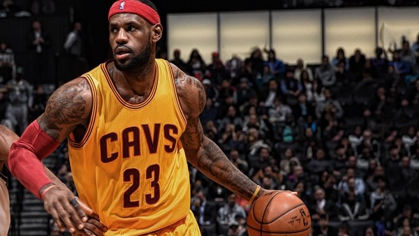Lebron James'in bu sezon yaptığı en iyi alley-ooplar!