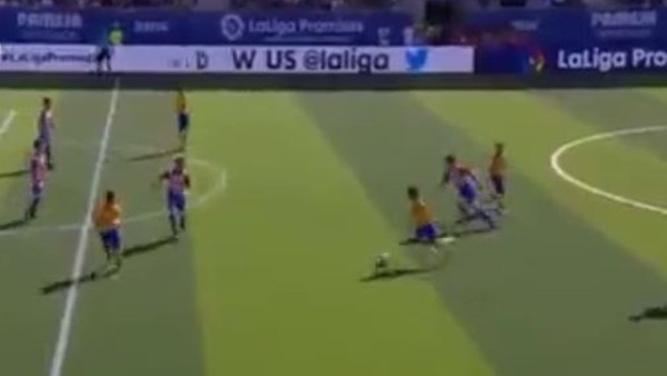 Genç Barça'lı oyuncudan muhteşem gol