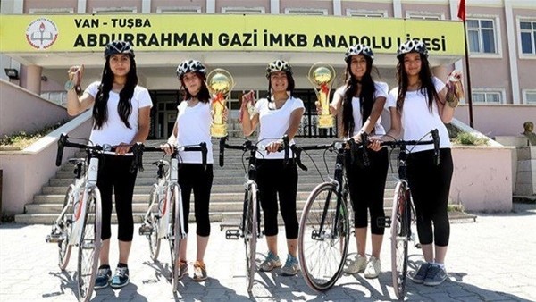 Vanlı Kız öğrencilerin büyük başarısı