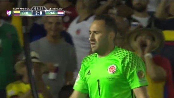 David Ospina'dan muhteşem kurtarış