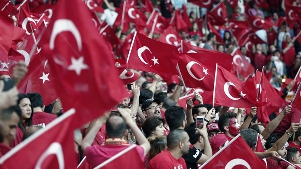 İspanya maçı öncesi stad hoparlörlerinde mehter marşı çalındı