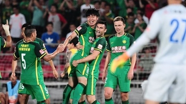 Demba Ba üzüldü, Burak Yılmaz sevindi