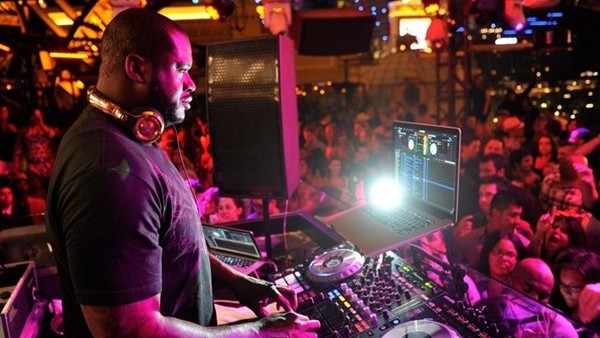 Shaq yeni mesleğini buldu