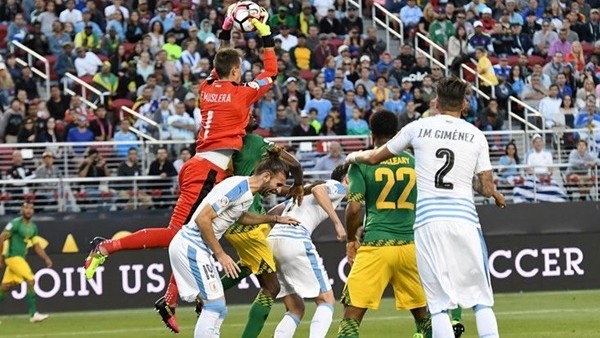 Uruguay 3-0 Jamaika (Maç Özeti)