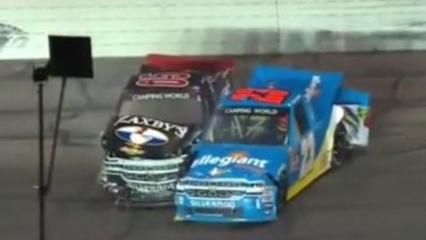 Kaza sonrası kavga!