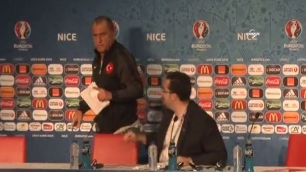 Fatih Terim'den tercümana fırça