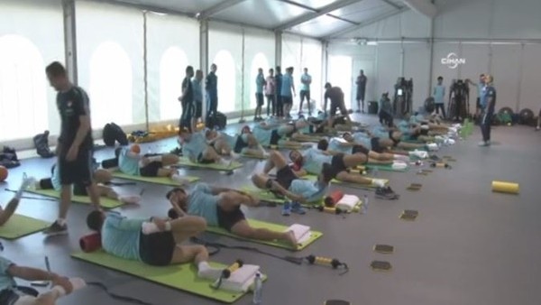 A Milli Takım spor salonunda böyle çalıştı