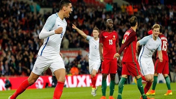 İngiltere, Portekiz karşısında Smalling ile güldü!