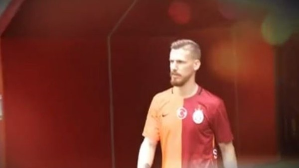 Serdar Aziz, Türk Telekom Arena'da!