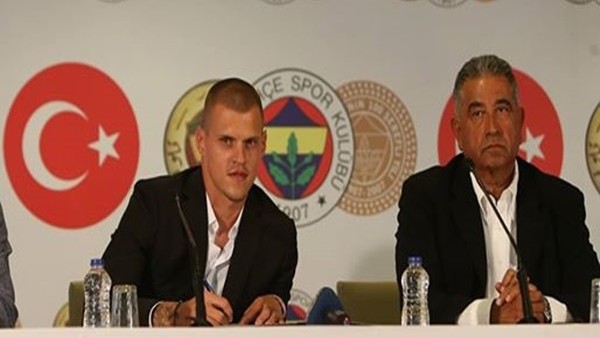 Skrtel resmen Fenerbahçe'de