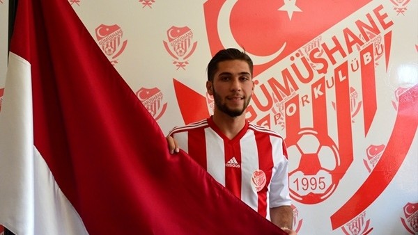  Hakan Çalhanoğlu'nun kardeşi, Gümüşhanespor'a transfer oldu