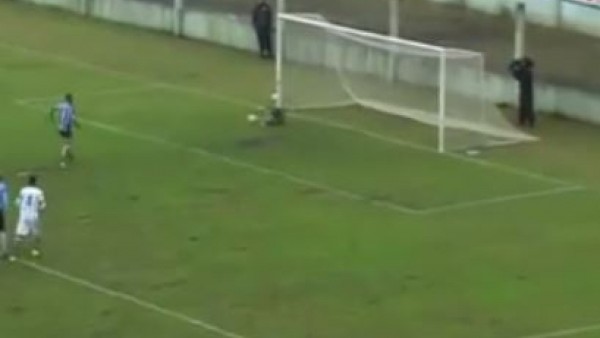 Kendini yakan kaleci