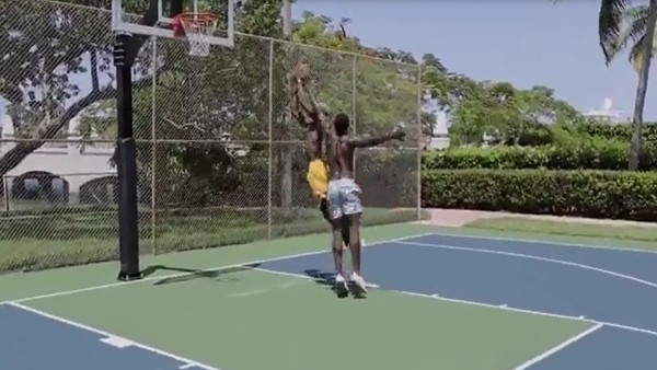 Pogba'dan Lukaku'ya müthiş blok!