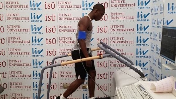 Fabian Castillo sağlık kontrolünden geçti