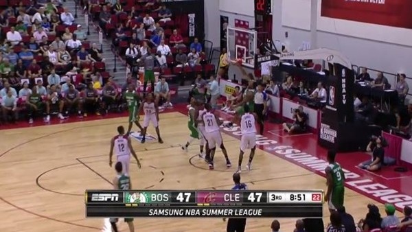 NBA Yaz Liginde günün smaçları