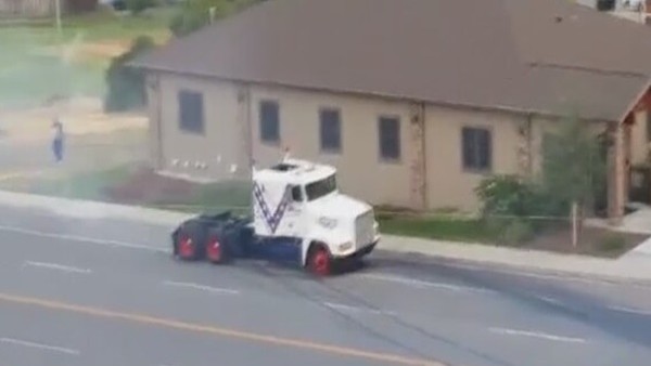 10 tonluk kamyon dünya rekoru kırdı